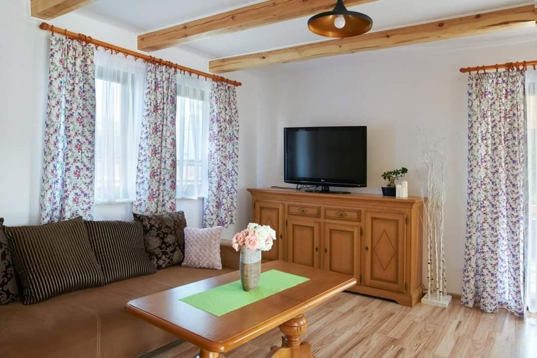 Sosnowy Domek Krasnobrod Bagian luar foto